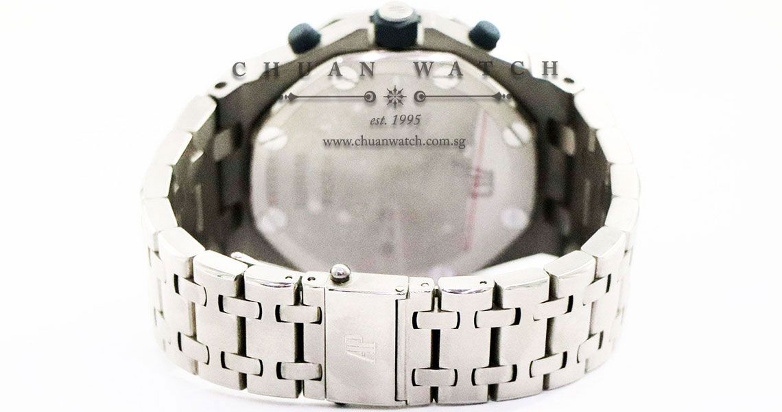 Audemars Piguet Royal Oak Offshore Titanium 42mm 25721TI Blue - Discontinued - Image 2