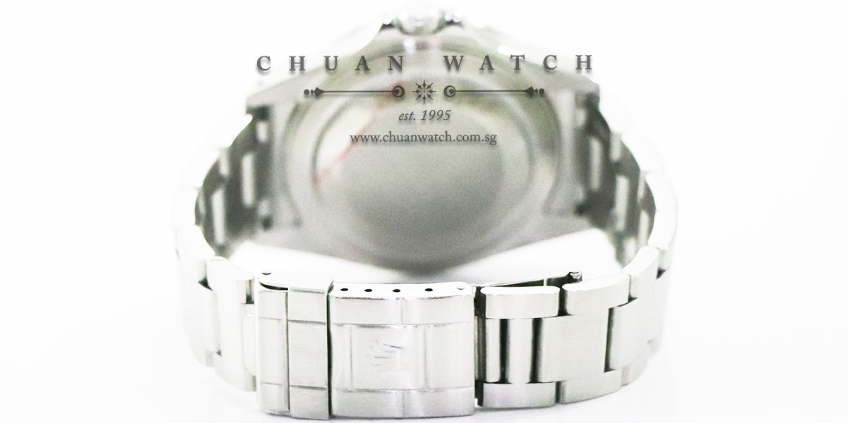 Rolex Explorer II 40mm 16570 Polar White - Discontinued - Image 2