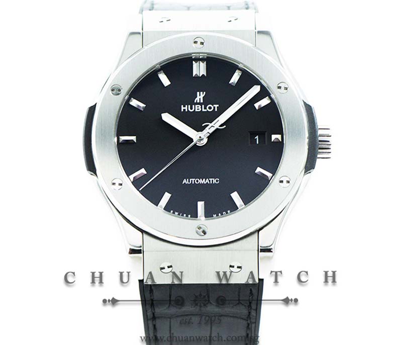 Hublot Classic Fusion Titanium Black 42mm 542.NX.1171.LR