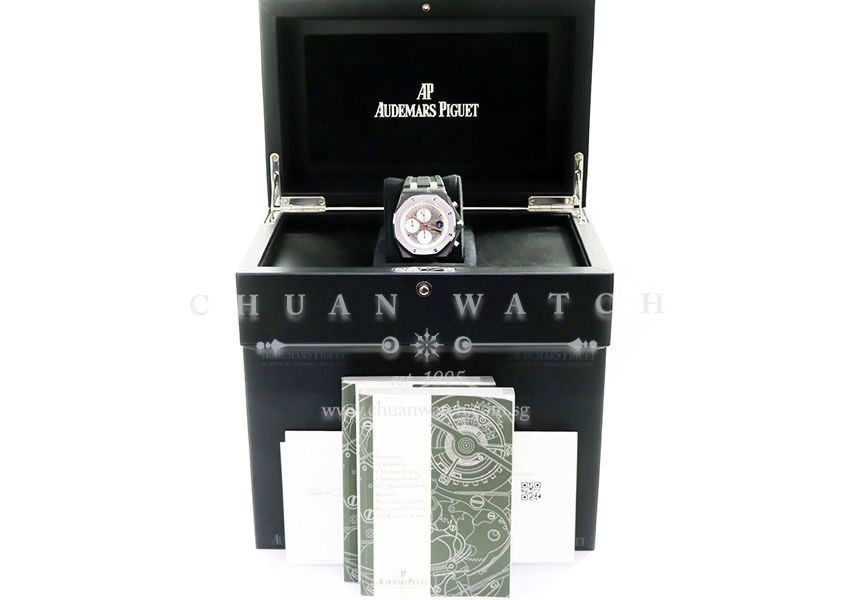 Audemars Piguet Royal Oak Offshore Jarno Trulli Carbon 42mm 26202AU - Limited Edition of 500 Pieces Only - Image 3