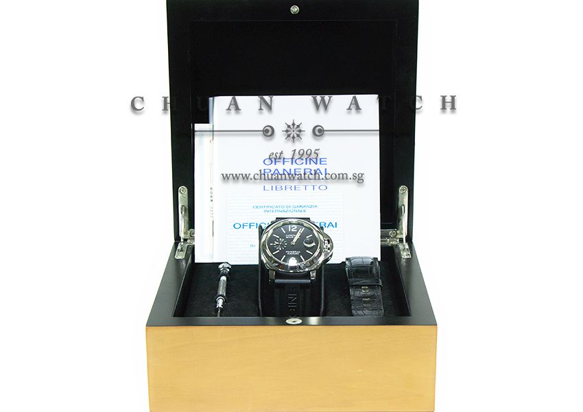 Panerai Luminor Marina Automatic 44mm Pam 104 F - Discontinued - Image 3