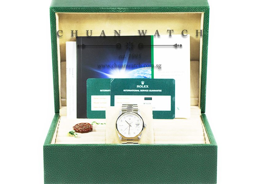 Rolex Day-Date President Platinum 36mm 18206 Silver Diamonds - Discontinued - Image 3