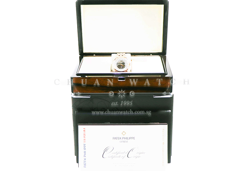 Patek Philippe World Time Rose Gold 39.5mm 5130/1R-001 - Discontinued - Image 3
