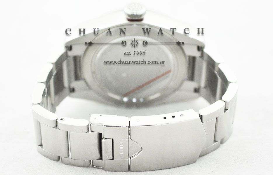 Tudor Heritage Black Bay Burgundy 79220R - Discontinued - Image 4