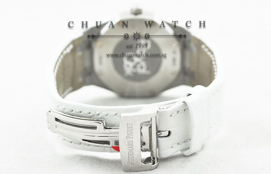 Audemars Piguet Ladies Royal Oak Quartz 33mm 67651ST White - Discontinued - Image 4