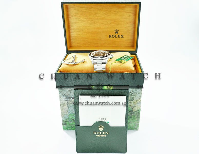 Rolex No-Date Submariner 14060 Tritium - Discontinued - Image 5