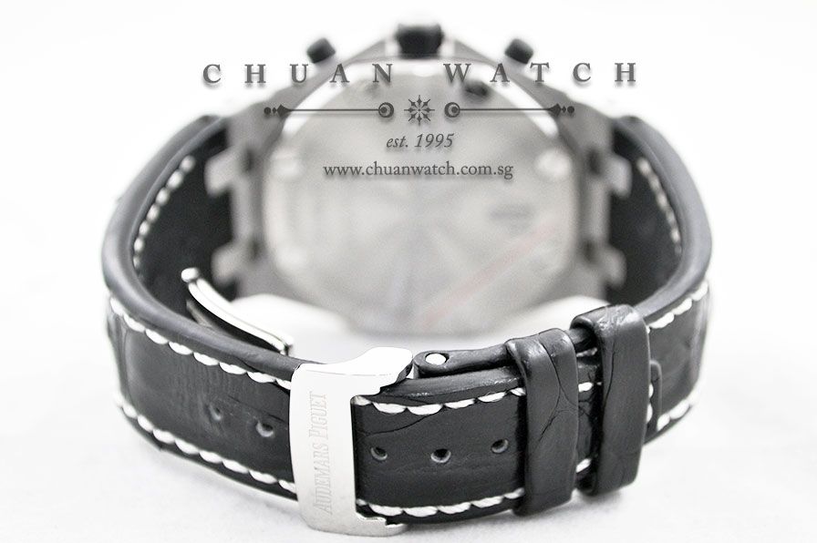 Audemars Piguet Royal Oak Offshore Panda 42mm 26170ST - Discontinued - Image 4