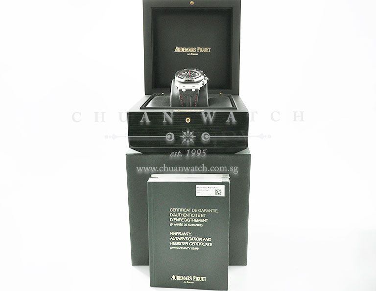 Audemars Piguet Royal Oak Offshore Black-Red Vampire 42mm 26470ST - Image 5