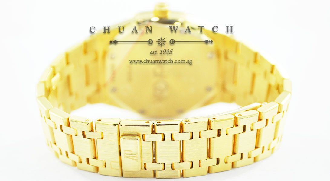 Audemars Piguet Gents Royal Oak Automatic Yellow Gold 36mm 14790BA - Discontinued - Image 4