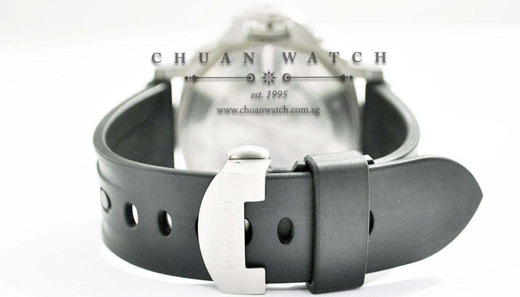 Panerai Luminor Submersible Titanio 44mm Pam 025 O - Discontinued - Image 4