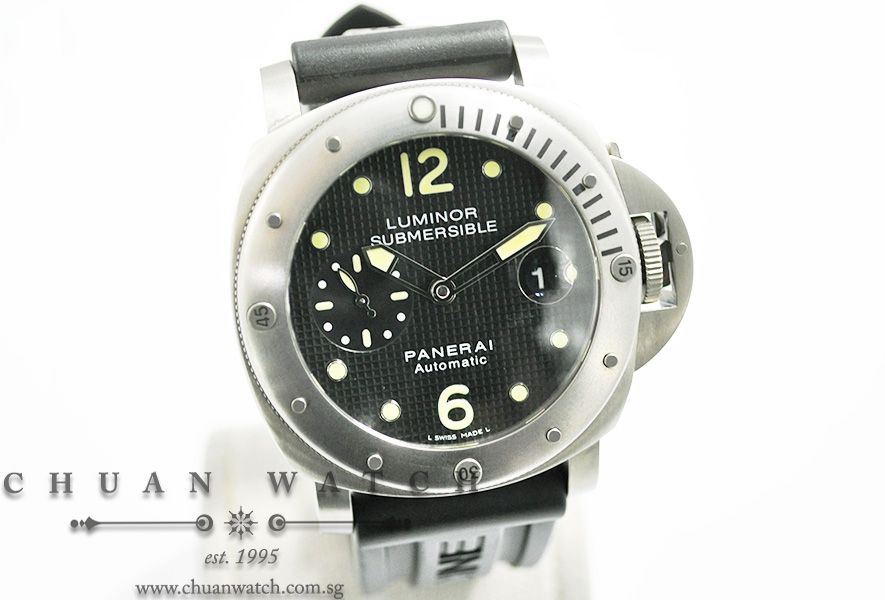 Panerai Luminor Submersible Titanio 44mm Pam 025 O - Discontinued - Image 3