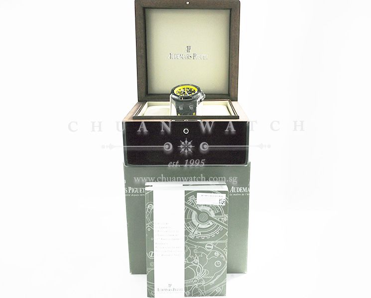 Audemars Piguet Royal Oak Offshore Bumblebee 42mm 26176FO - Discontinued - Image 5