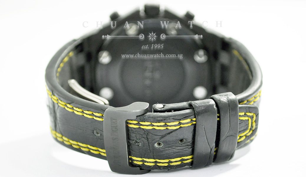 Audemars Piguet Royal Oak Offshore Bumblebee 42mm 26176FO - Discontinued - Image 4