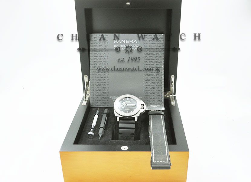 Panerai Luminor 1950 3-Days Submersible Titanio 47mm Pam 305 L - Discontinued - Image 5