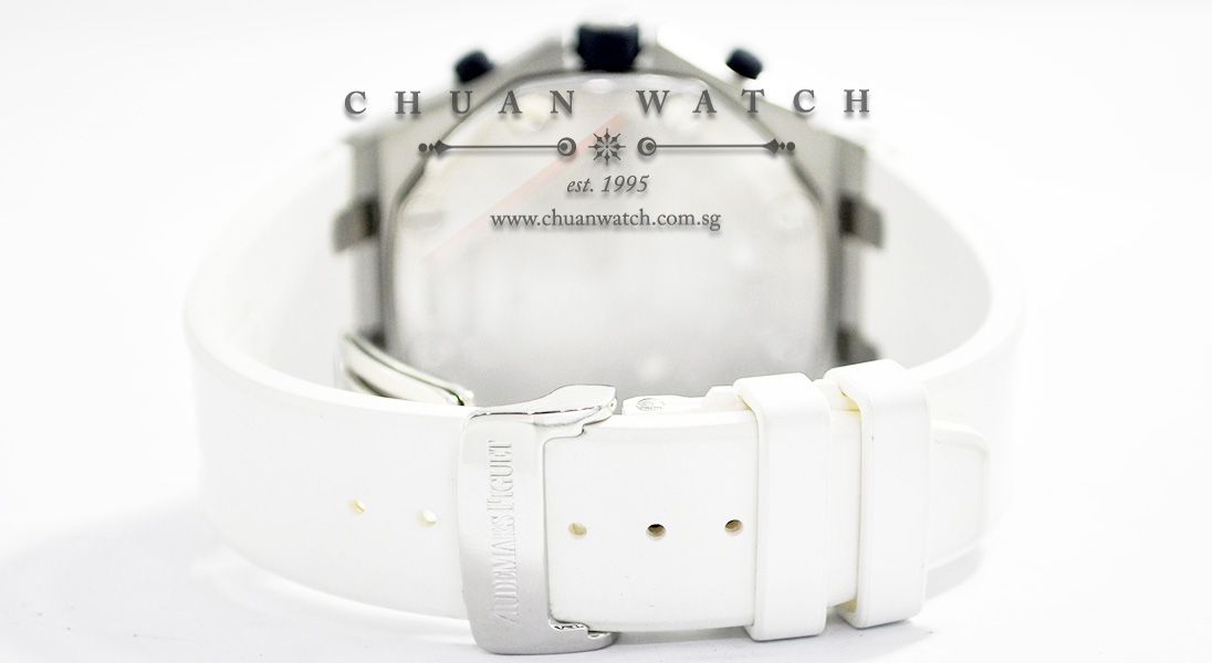 Audemars Piguet Royal Oak Offshore Navy 42mm 26170ST - Discontinued - Image 4