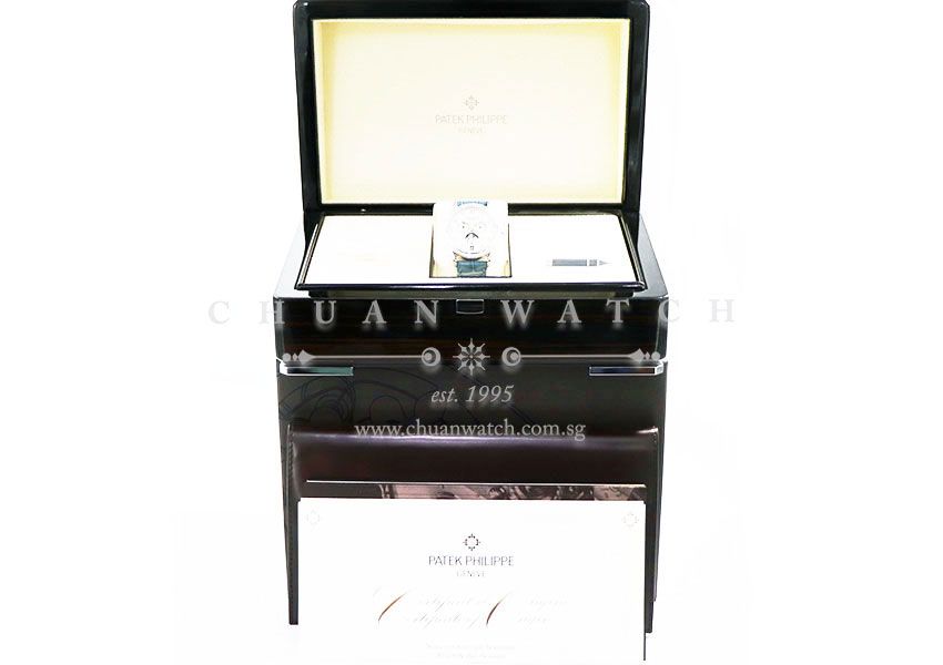 Patek Philippe Ladies Annual Calendar MoonPhase White Gold 38mm 4947G-010 - Image 3