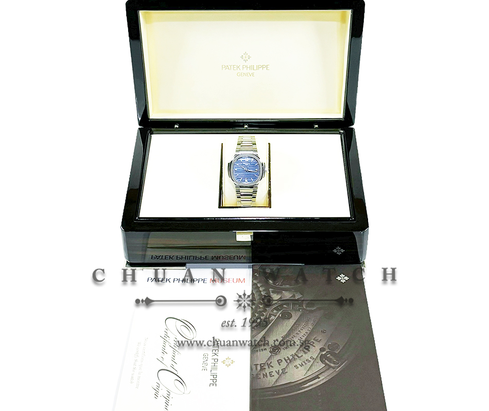 Patek Philippe Ladies' Nautilus Automatic Steel 35.2mm 7118/1A-001 Blue - Image 4