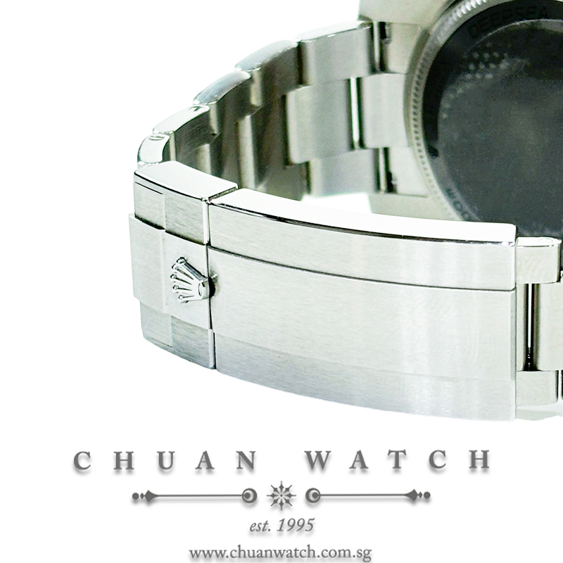 Rolex DEEPSEA Sea-Dweller 44mm 136660 Black - Image 3
