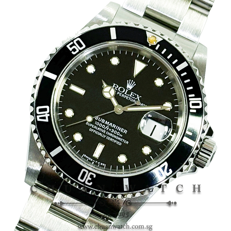 Rolex Submariner Date 16610 Tritium - Discontinued