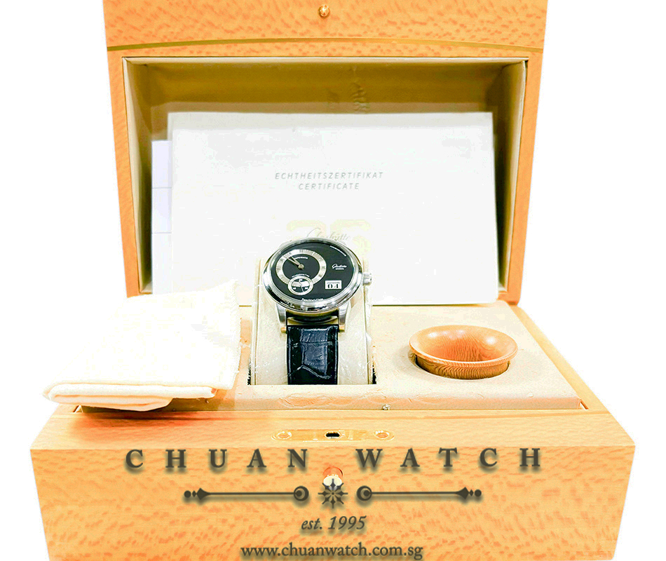 Glashutte Original PanoMaticDate Platinum 39mm 90-01-03-03-04 (Limited Edition of 200 Pieces Only) - Image 4