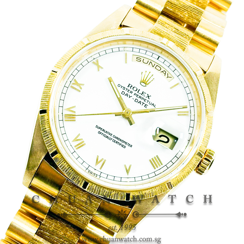 Rolex Day-Date President Yellow Gold 'Bark Finish' 36mm 18248 White Roman - Discontinued