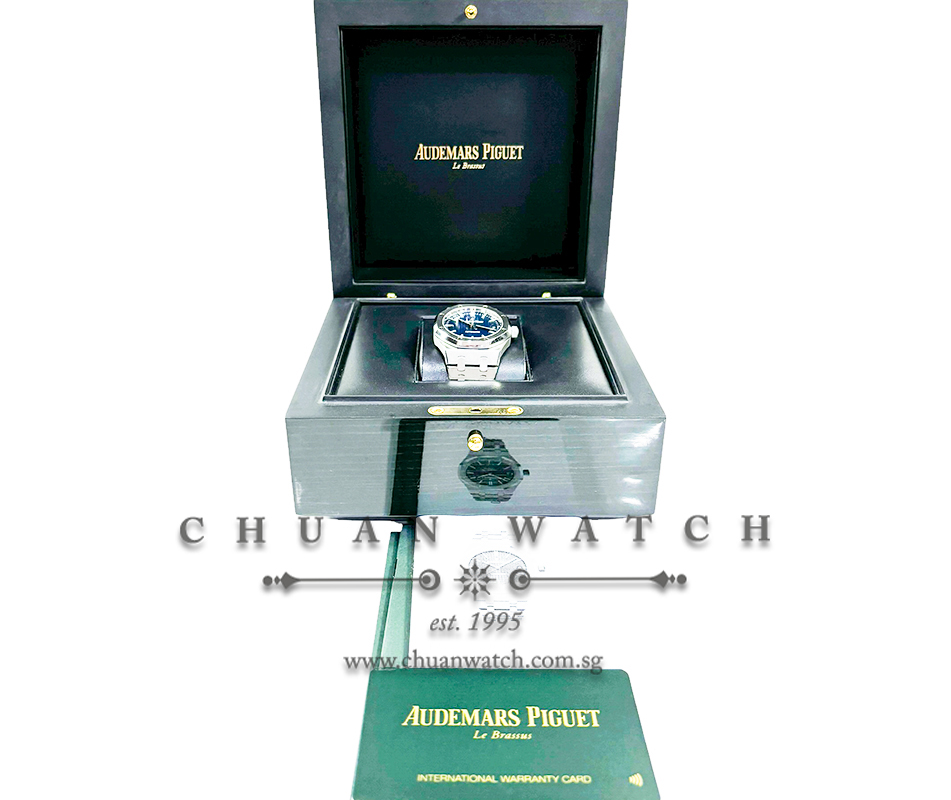 Audemars Piguet Royal Oak Automatic Steel 37mm 15450ST Blue - Discontinued - Image 4