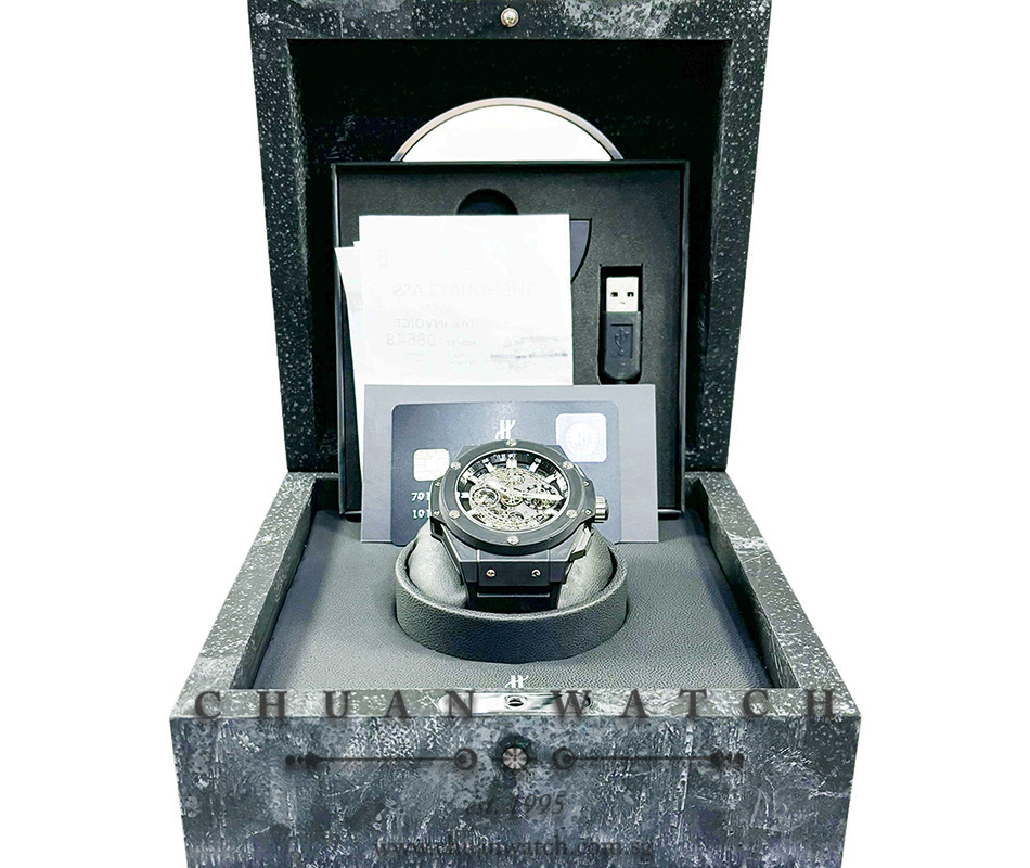 Hublot King Power Unico Black Magic Ceramic 48mm 701.CI.0170.RX - Discontinued - Image 4