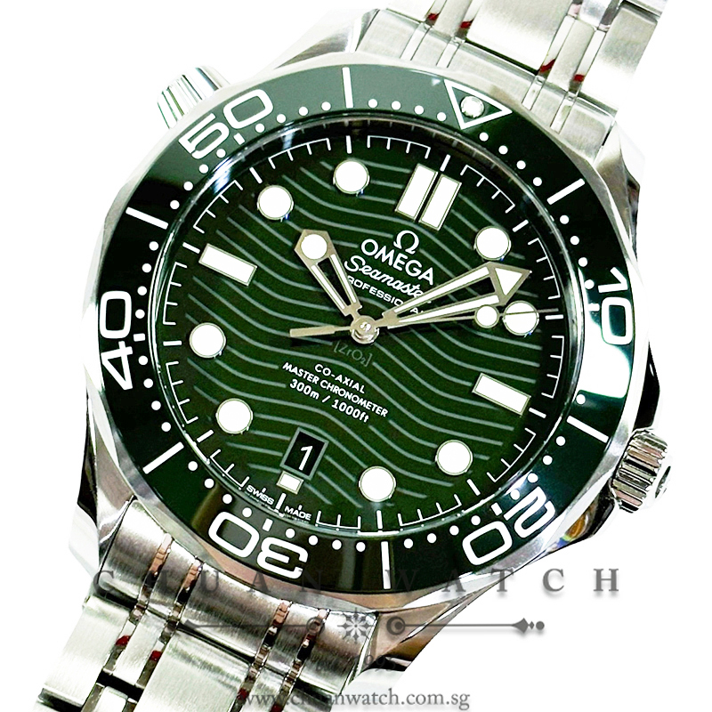 Omega Seamaster Diver 300M Co-Axial Master Chronometer 42mm 210.30.42.20.10.001 Green