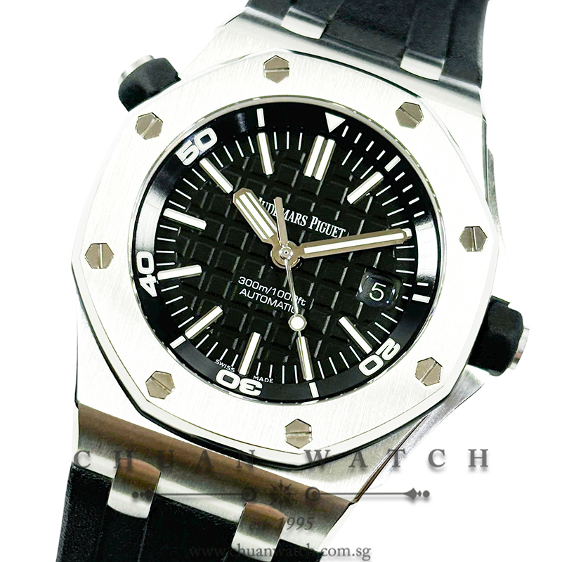 Audemars Piguet Royal Oak Offshore Diver Steel 42mm 15710ST Black - Discontinued