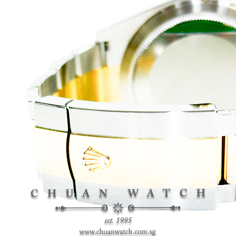 Rolex Sky-Dweller Two-Tone 42mm 326933 Black - Discontinued - Image 3