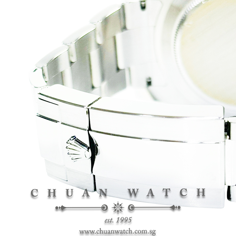 Rolex Yacht-Master II 44mm 116680 - Discontinued - Image 3