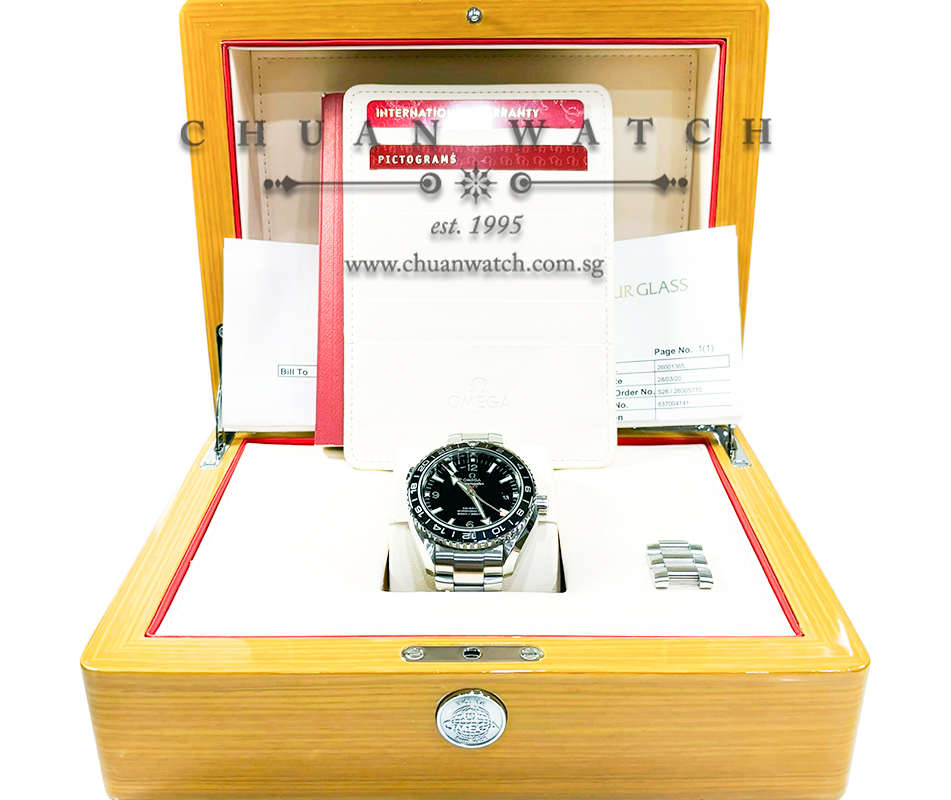 Omega Seamaster Planet Ocean 600M GMT 43.5mm 232.30.44.22.01.001 Black - Discontinued - Image 4