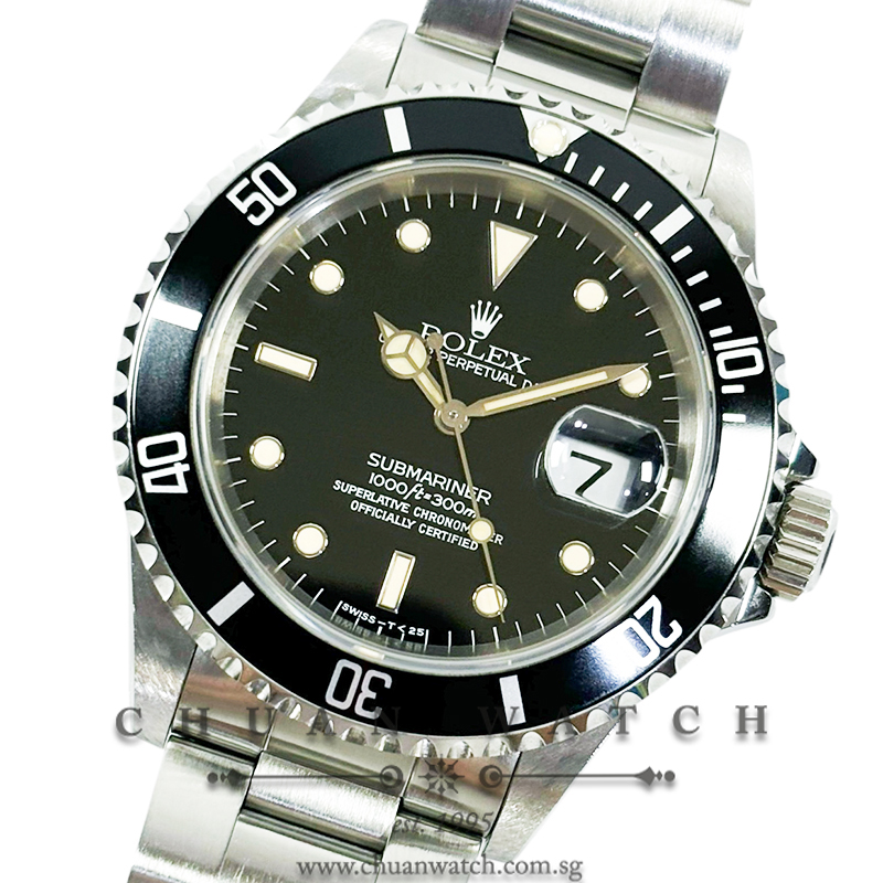 Rolex Submariner Date 16610 Tritium - Discontinued