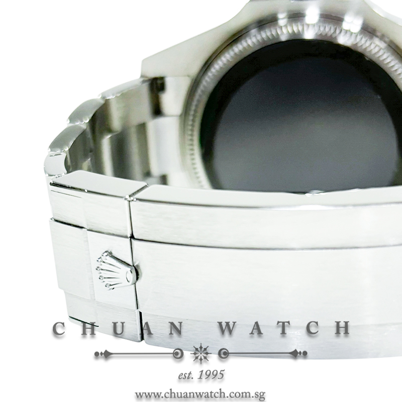 Rolex DEEPSEA Sea-Dweller 44mm 136660 Black - Image 3