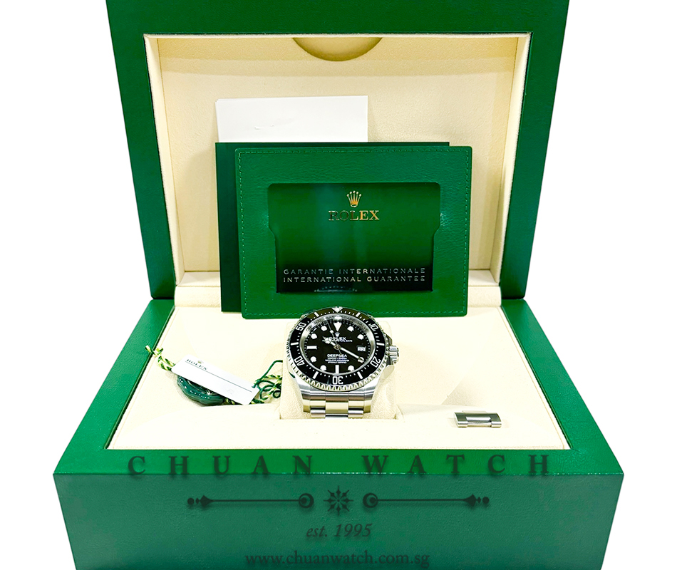 Rolex DEEPSEA Sea-Dweller 44mm 136660 Black - Image 4