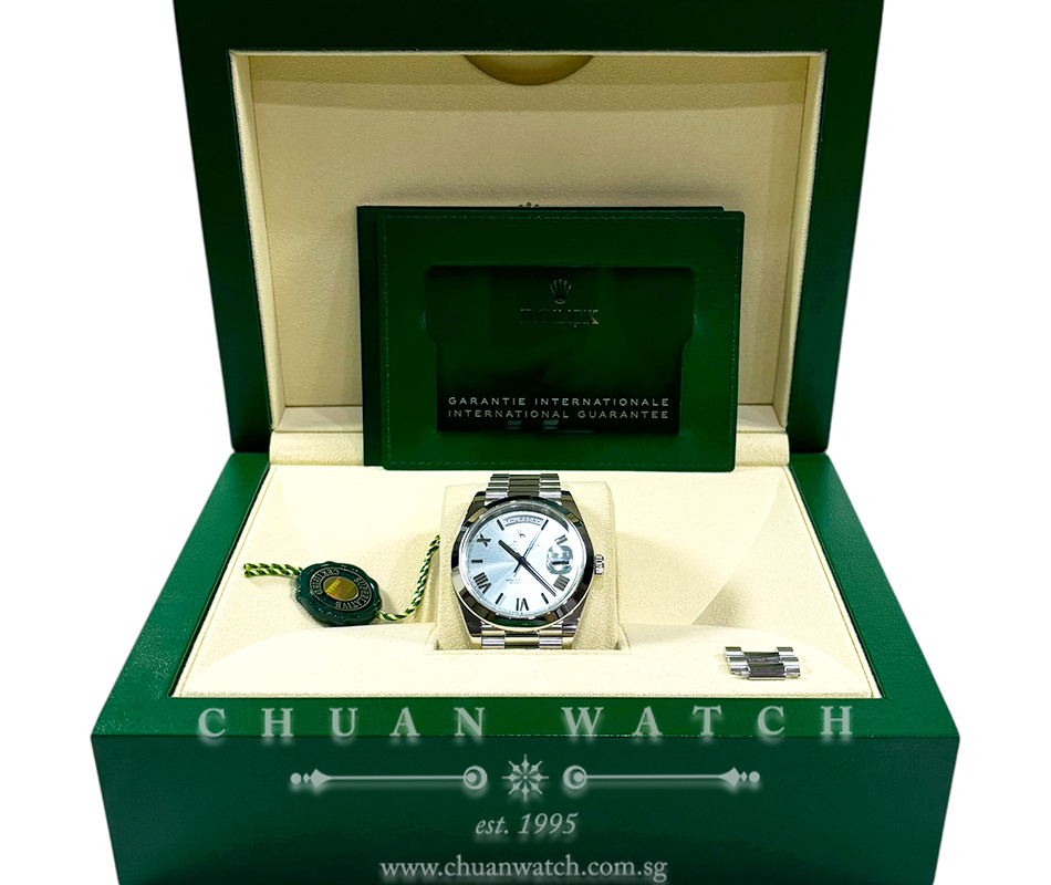 Rolex Day-Date 40 President Platinum 228206 Ice-Blue Roman - Discontinued - Image 4