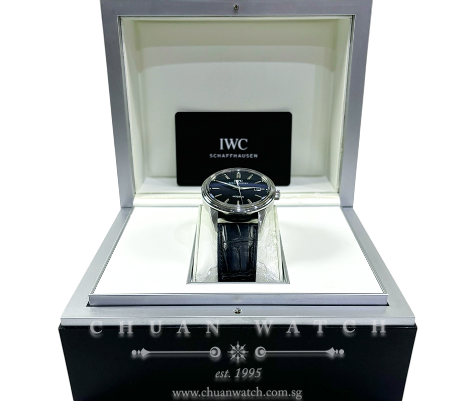 IWC Vintage Ingenieur Automatic 42.5mm IW323301 - Discontinued - Image 2