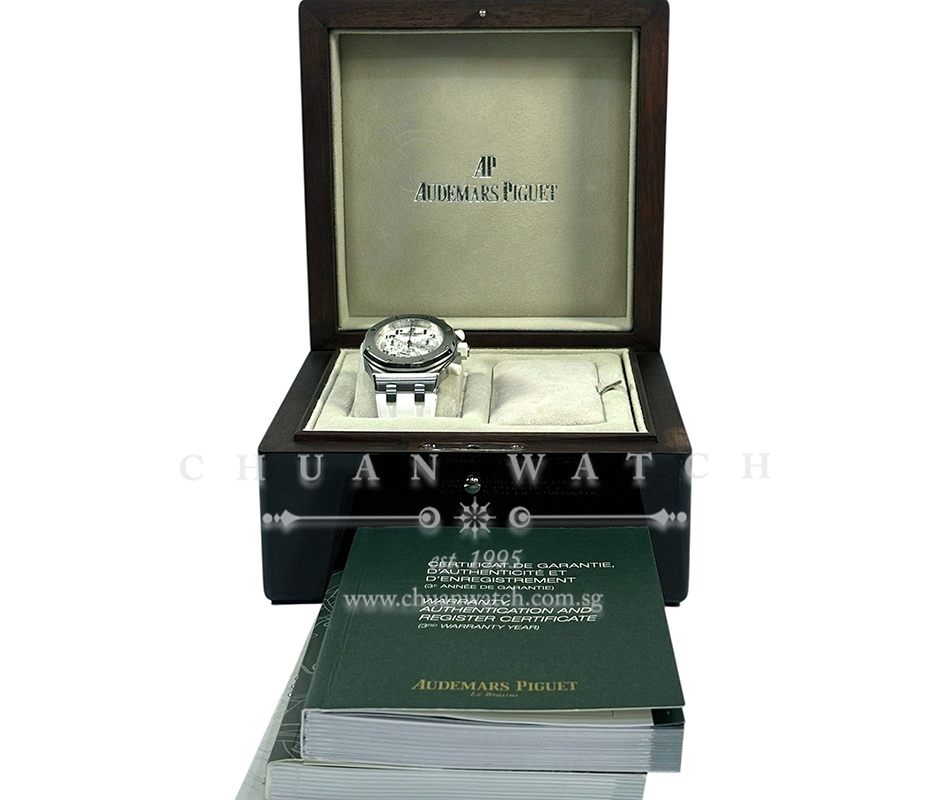 Audemars Piguet Ladies' Royal Oak Offshore Steel 37mm 26283ST White - Discontinued - Image 2