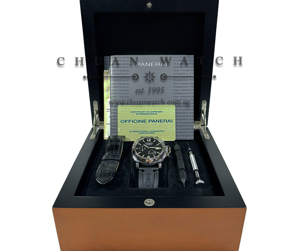 Panerai Luminor Automatic Power-Reserve 44mm Pam 090 K - Discontinued - Image 2