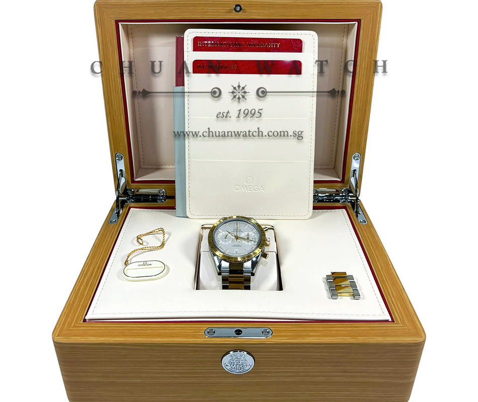 Omega Speedmaster '57 Co-Axial Chronometer Chronograph Two-Tone 41.5mm 331.20.42.51.02.001 Silver - Discontinued - Image 2