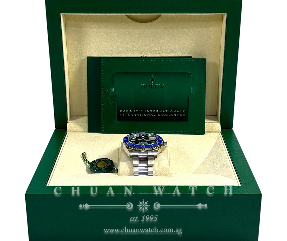 Rolex Submariner Date White Gold 41mm 126619LB 'Cookie Monster' - Discontinued - Image 2