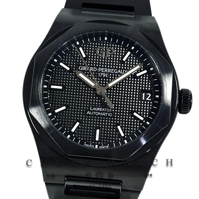 Girard-Perregaux Laureato Black Ceramic 42mm 81010 Black