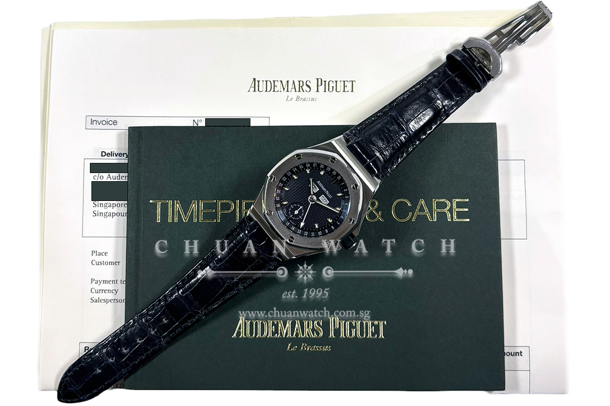 Audemars Piguet Royal Oak Offshore Triple Date Steel 38mm 25808ST Blue - Discontinued - Image 2