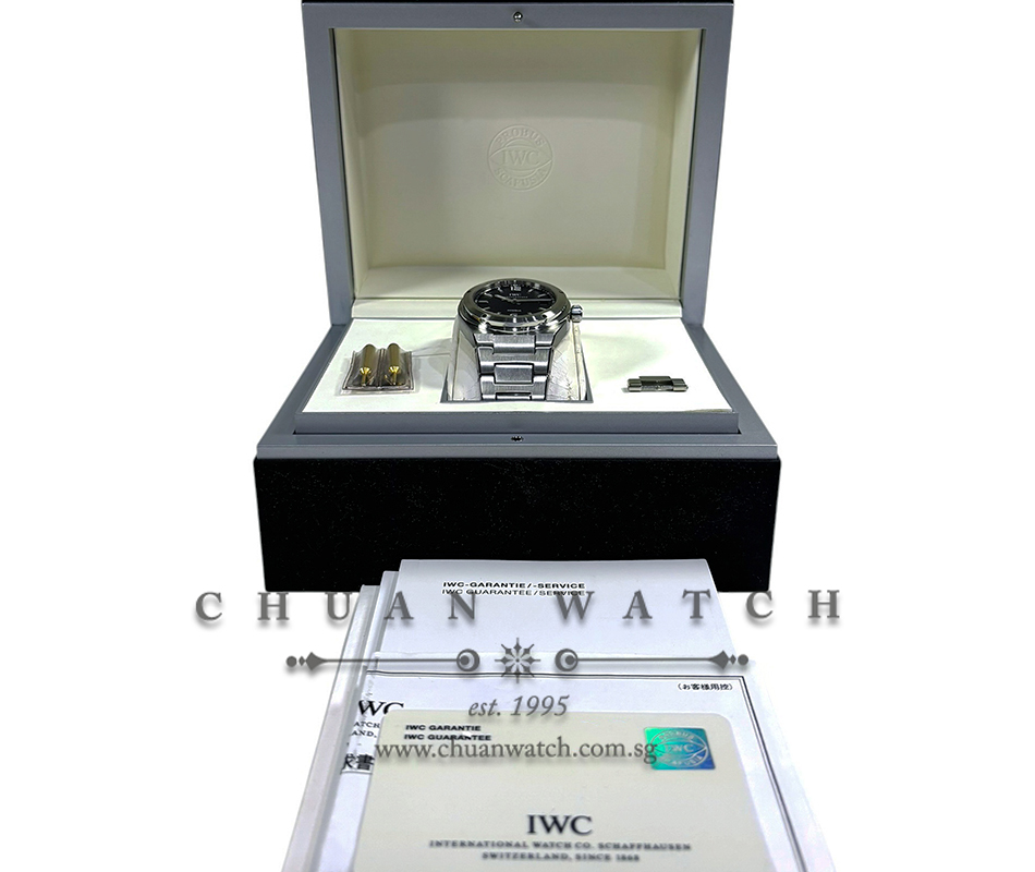 IWC Ingenieur Automatic 42mm IW322701 - Discontinued - Image 2