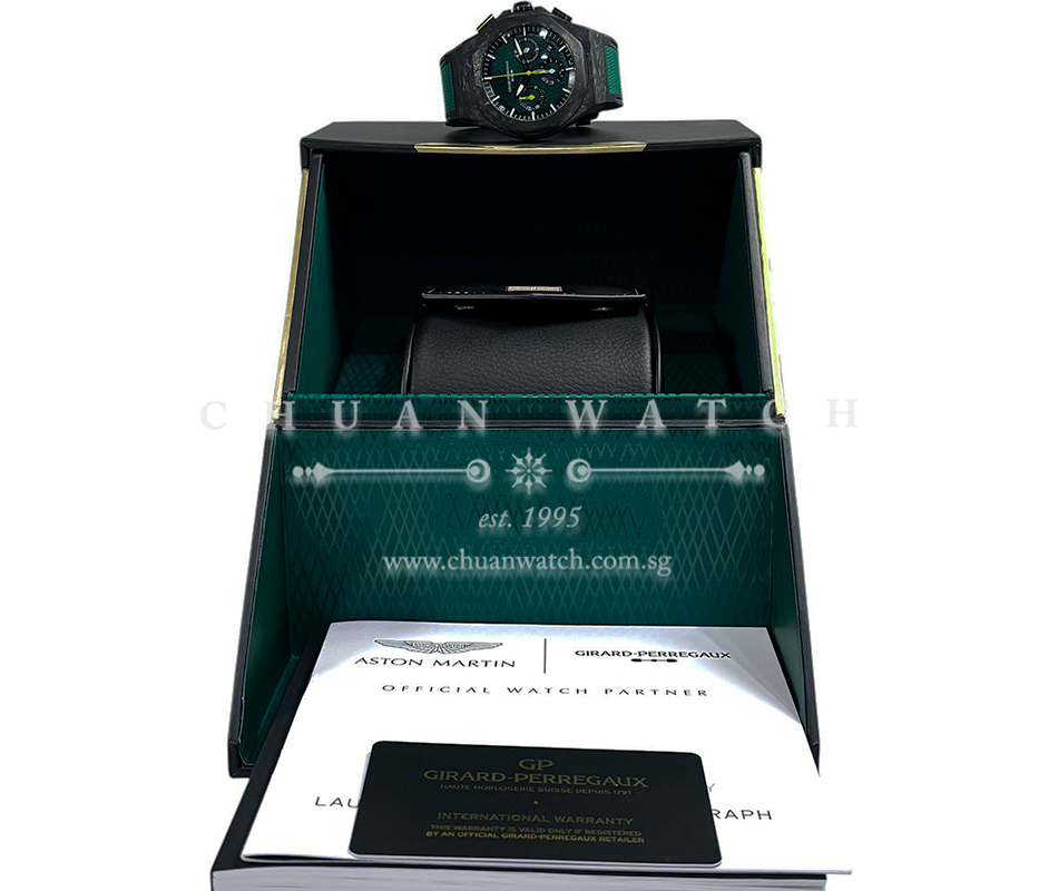 Girard-Perregaux Laureato Absolute Chronograph 'Aston Martin F1 Edition' Carbon 44mm 81060 (Limited Edition of 306 Pieces Only) - Image 2