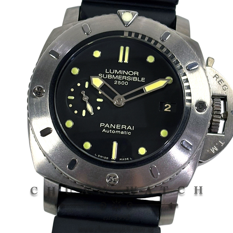 Panerai Luminor Submersible 2500M 1950 3-Days Titanium 47mm Pam 364 P  (Limited Edition of 1000 Pieces Only)